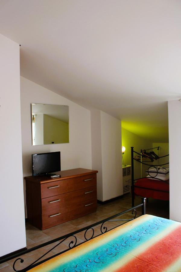 Roma A Un Passo E Il Mare In Casa Apartment Marina di Cerveteri ภายนอก รูปภาพ